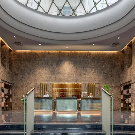 Hilton Centre 5* Turin