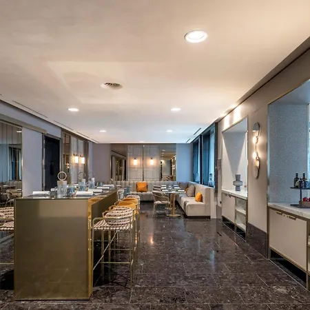 Hilton Centre 5* Turin