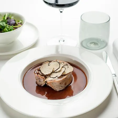 호텔 Hilton Centre