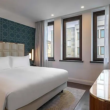 Hilton Centre Hotell