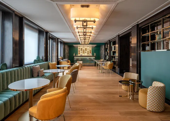 Hilton Centre 5* Τορίνο