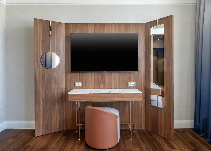 Hilton Centre Ξενοδοχείο 5*