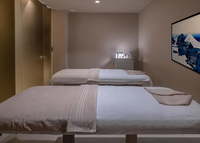 Hilton Centre 5* Turin