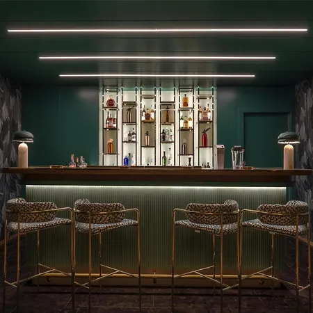 Hilton Centre Ξενοδοχείο 5*